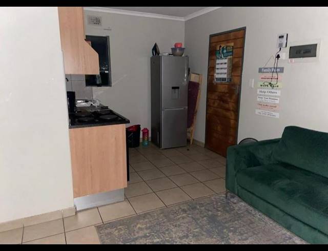 2 BEDROOM APARTMENT FOR SALE IN KIBLER PARK